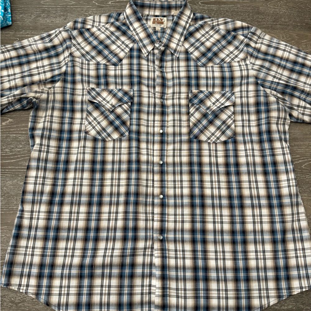 Ely Cattleman short sleeve button down